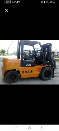 便捷高效 2公里內叉車出租服務，專業卸貨與租賃解決方案